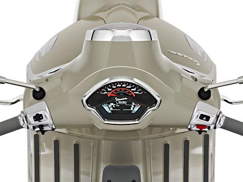 2025 Vespa GTS 310 in Fort Myers, Florida - Photo 7
