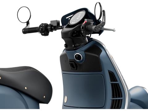 2025 Vespa GTV 310 Officina 8 in Fort Myers, Florida - Photo 9