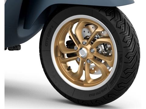 2025 Vespa GTV 310 Officina 8 in Fort Myers, Florida - Photo 13