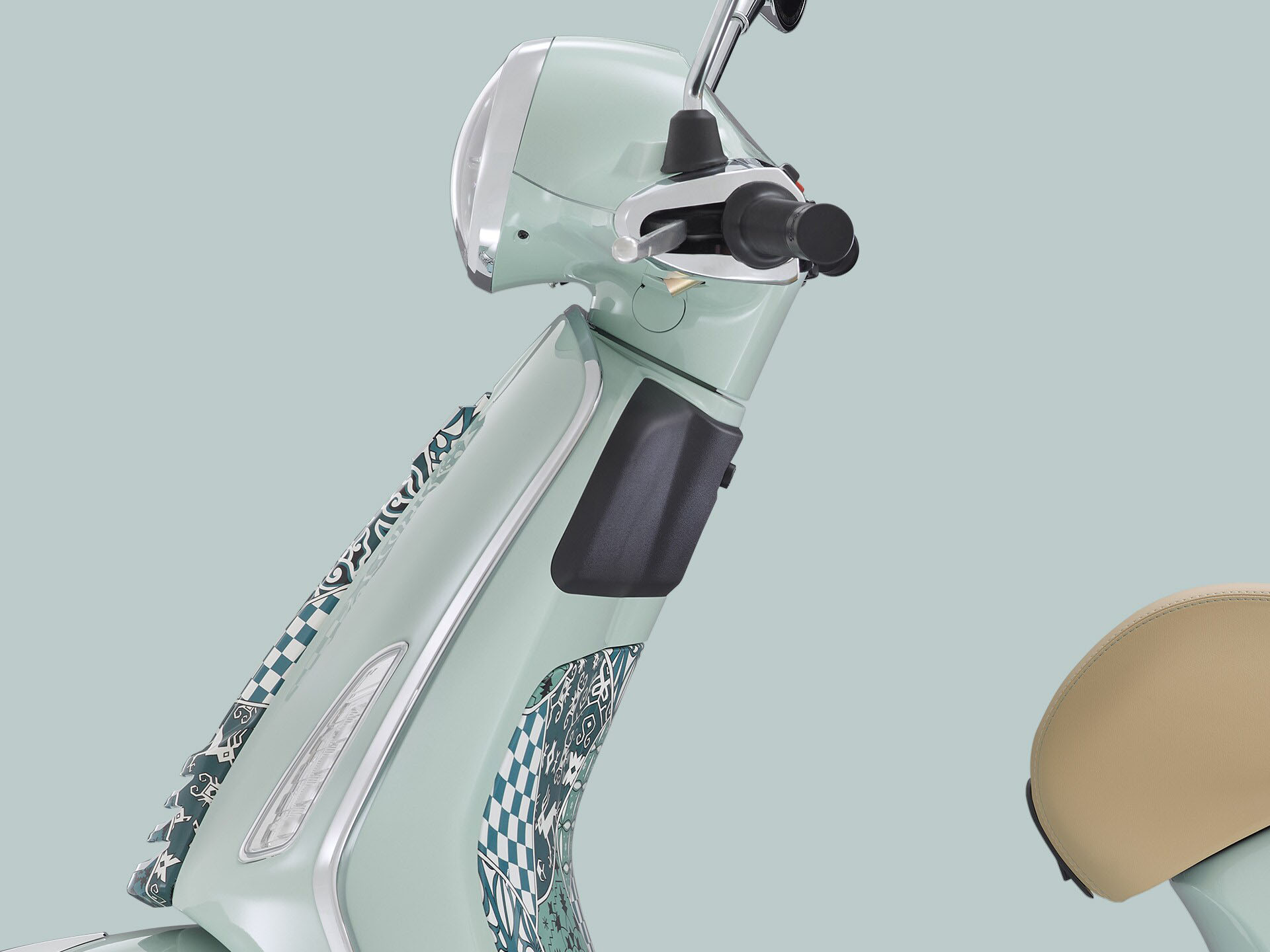 2025 Vespa Primavera 150 Batik in Fort Myers, Florida - Photo 3