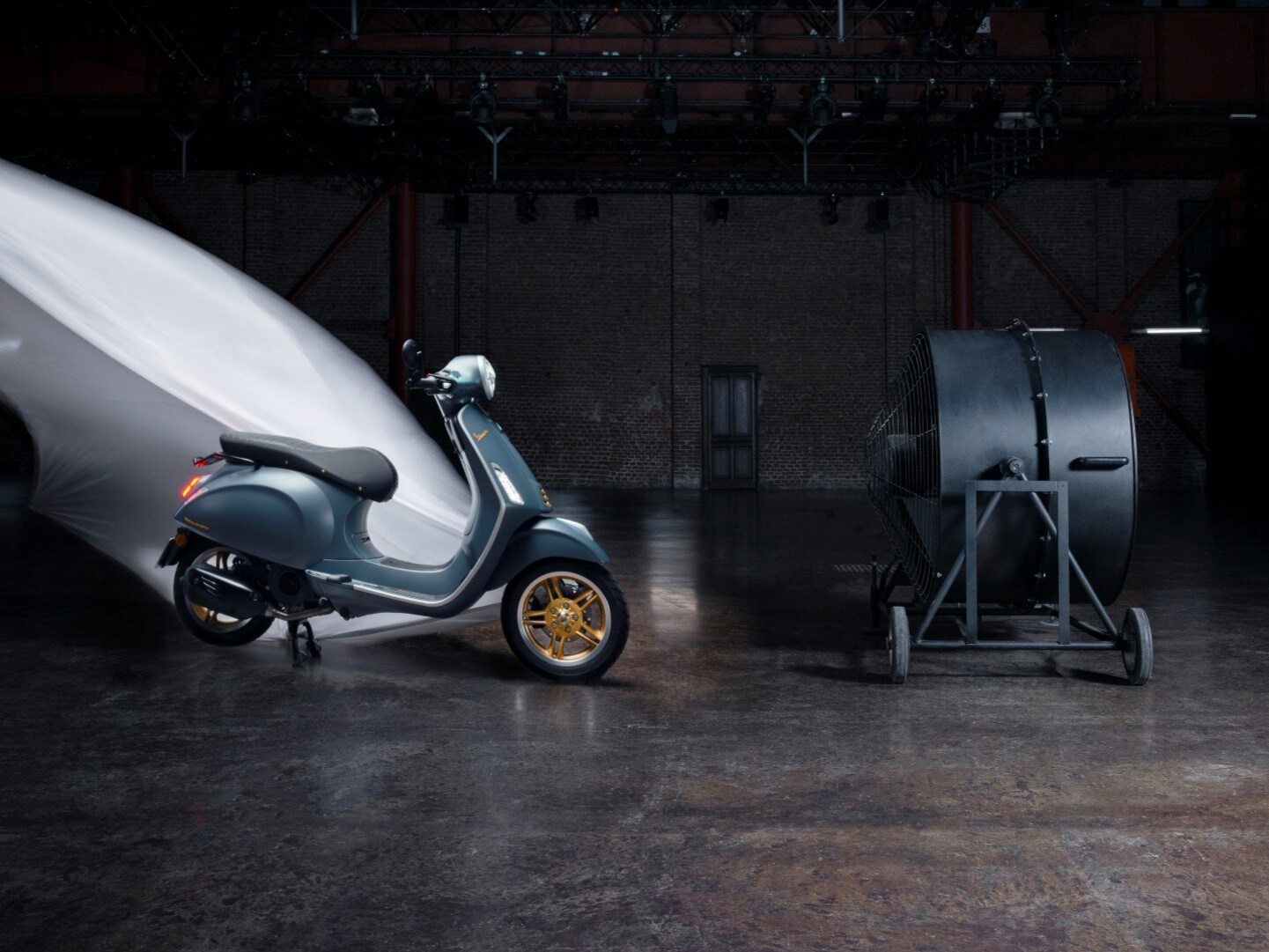 New 2025 Vespa Primavera 150 Officina 8 Blu Officina 8