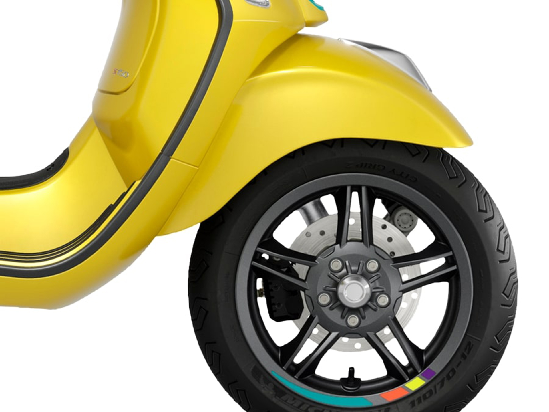 New 2025 Vespa Primavera 150 S | Scooters in Forest Lake MN