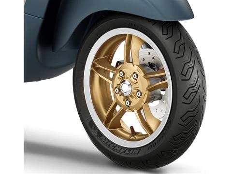 2025 Vespa Primavera 50 Officina 8 in Fort Myers, Florida - Photo 11