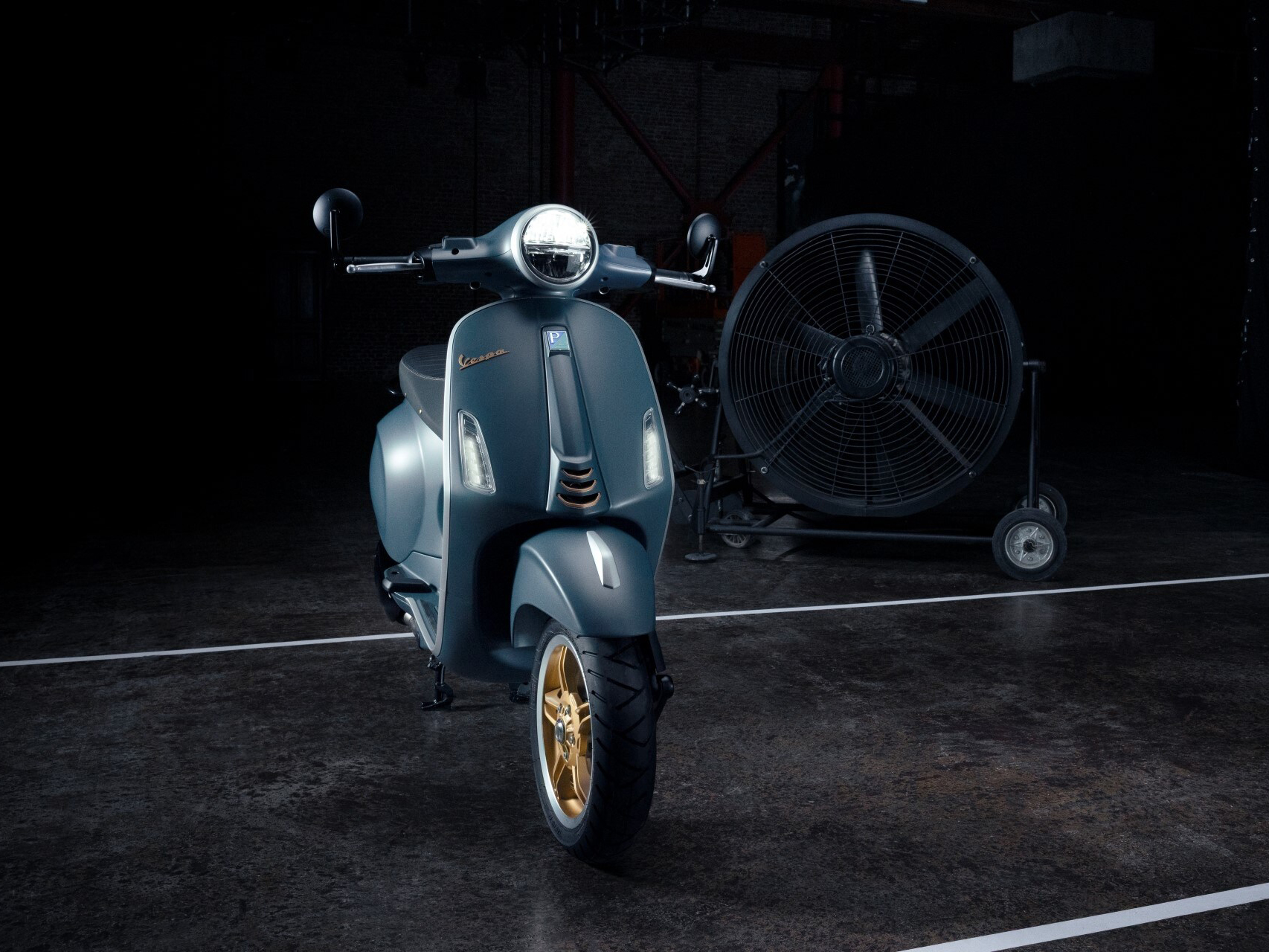2025 Vespa Primavera 50 Officina 8 in Fort Myers, Florida - Photo 12