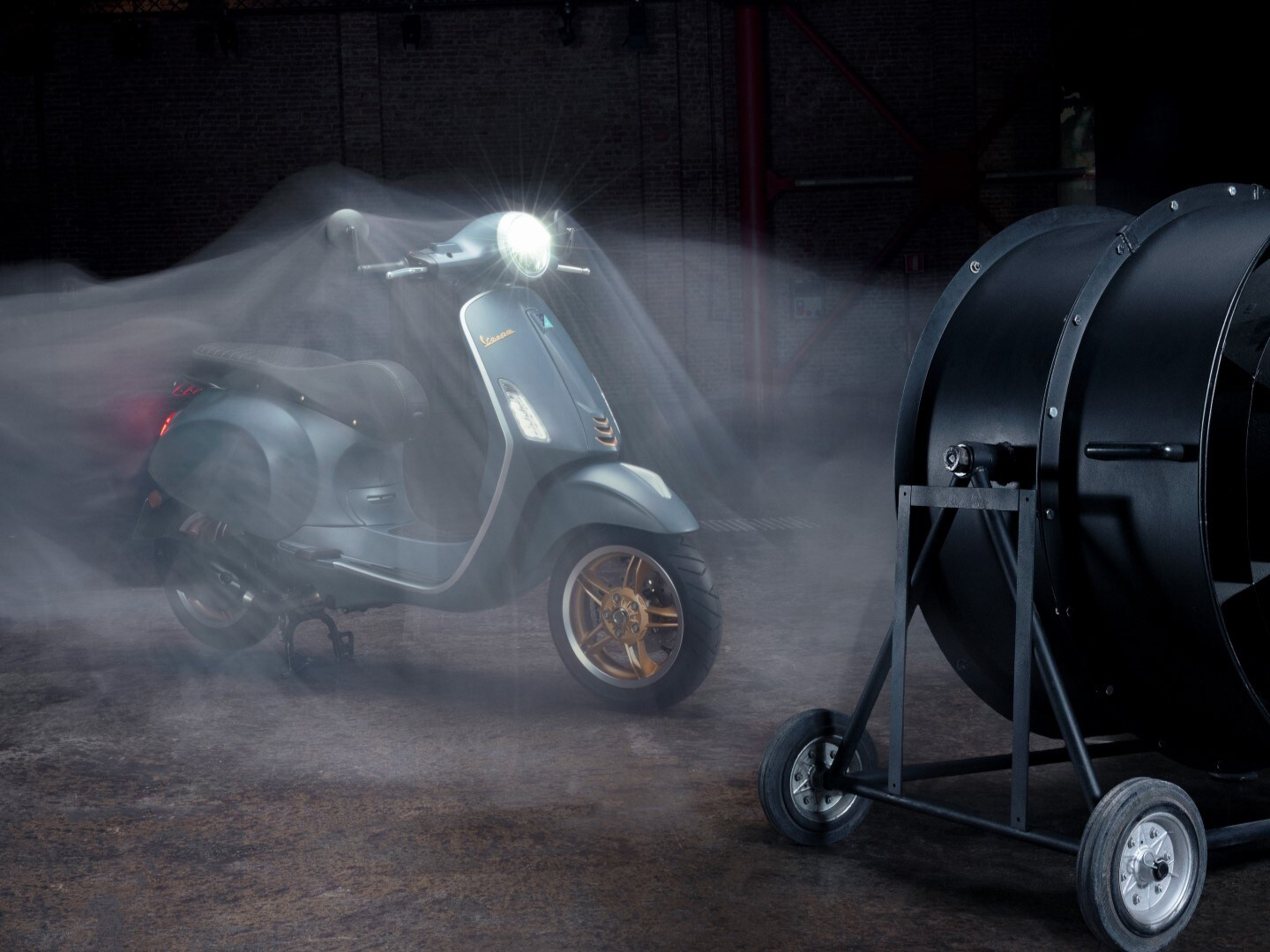 2025 Vespa Primavera 50 Officina 8 in Fort Myers, Florida - Photo 16