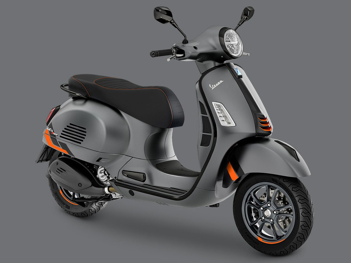 New 2026 Vespa GTS 310 SuperSport Scooters in Pelham, AL