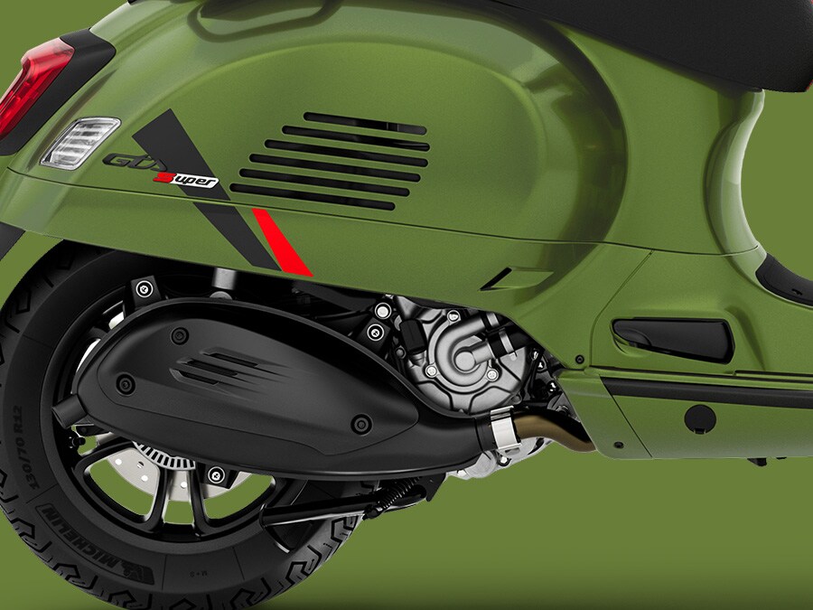 2026 Vespa GTS 310 SuperSport 4