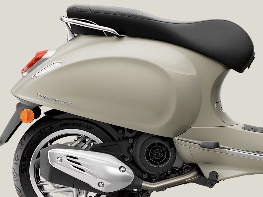 2026 Vespa Primavera 150 4