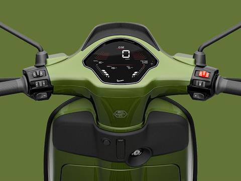 New 2026 Vespa Sprint 50 S | Scooters in Marietta GA | Bianco