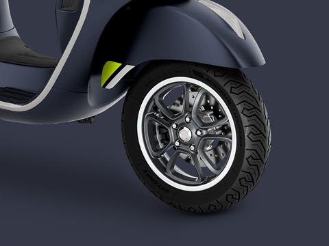 2027 Vespa GTS 310 SuperTech in Fort Myers, Florida - Photo 8