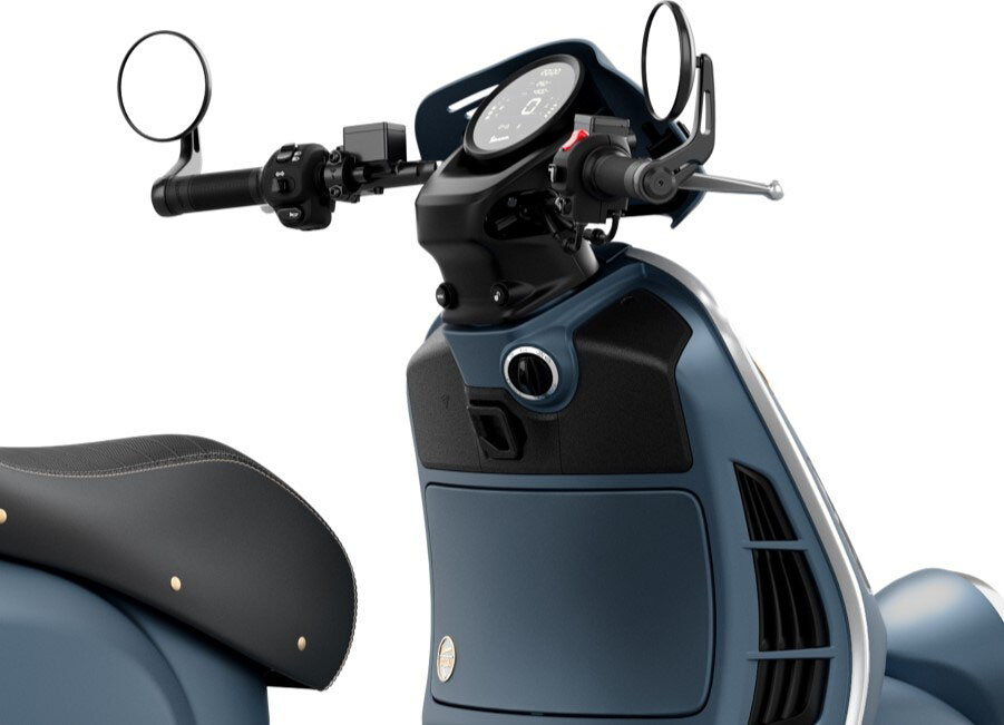 2027 Vespa GTV 310 Officina 8 in Fort Myers, Florida - Photo 10