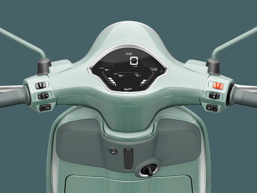 2027 Vespa Primavera 150 80th 6