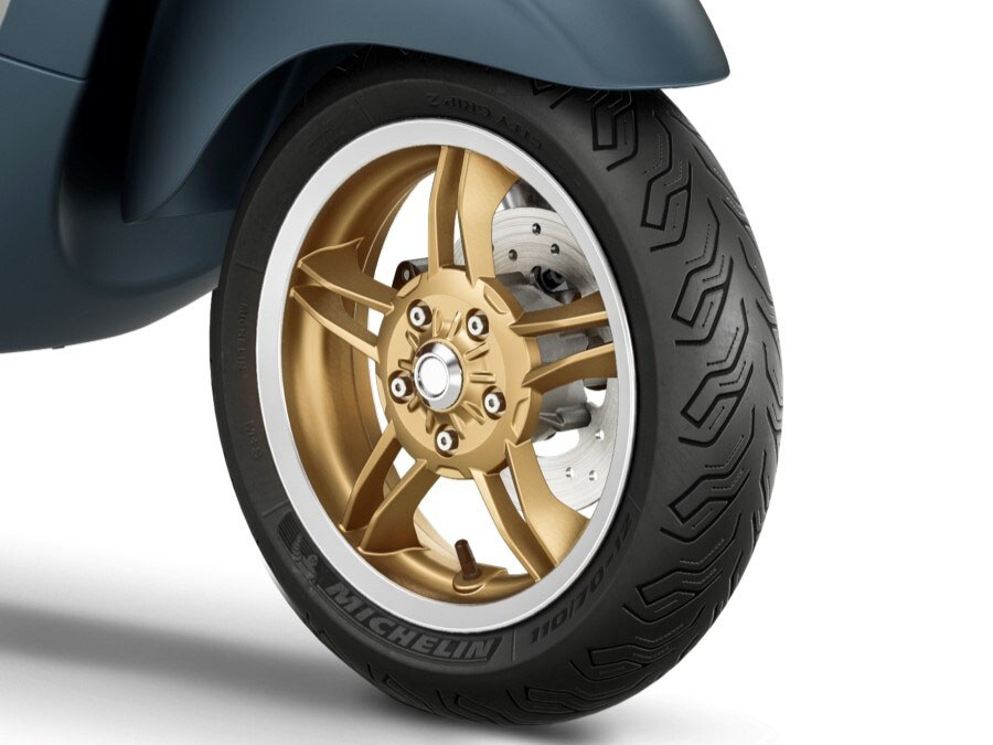 2027 Vespa Primavera 50 Officina 8 in Fort Myers, Florida - Photo 9