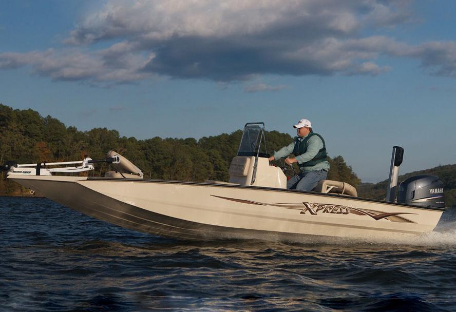 2012 Xpress H22CC, Union City TN | New Power Boats Inboard for