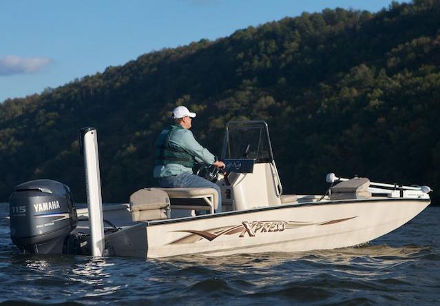 2012 Xpress H22CC, Union City TN | New Power Boats Inboard for
