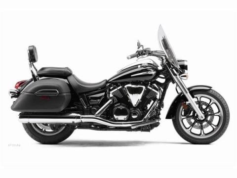 2010 Yamaha V Star 950 Tourer — photo 1 of 10