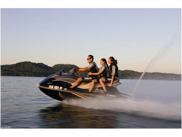 2010 Yamaha VX Cruiser™ in Port Washington, Wisconsin - Photo 15