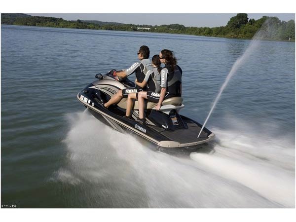 2010 Yamaha VX Cruiser™ in Port Washington, Wisconsin - Photo 11
