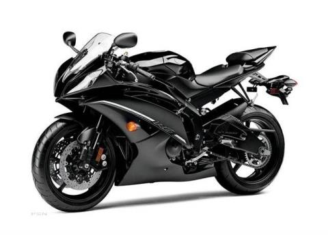 2012 Yamaha YZF-R6 in Foxboro, Massachusetts - Photo 5