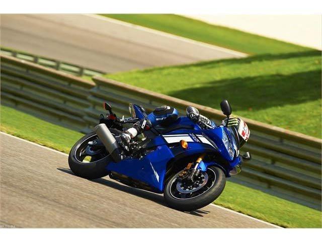 2012 Yamaha YZF-R6 in Foxboro, Massachusetts - Photo 6
