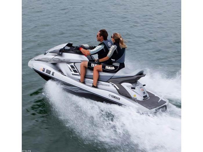 2012 Yamaha FX Cruiser® HO in Huron, Ohio - Photo 6