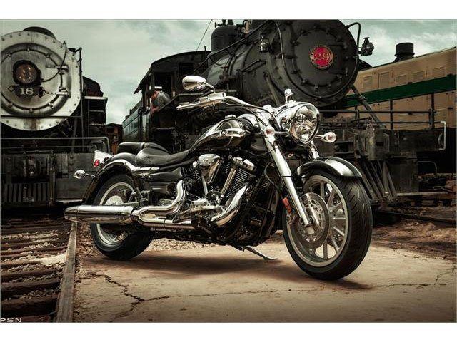 2013 Yamaha Roadliner S 7