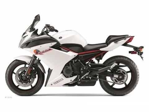 2013 Yamaha FZ6R in Ramsey, Minnesota - Photo 2