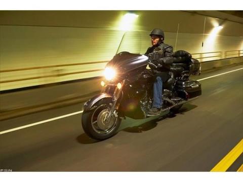 2013 Yamaha Royal Star Venture S in Foxboro, Massachusetts - Photo 7
