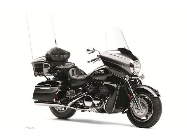 2013 Yamaha Royal Star Venture S in Foxboro, Massachusetts - Photo 3