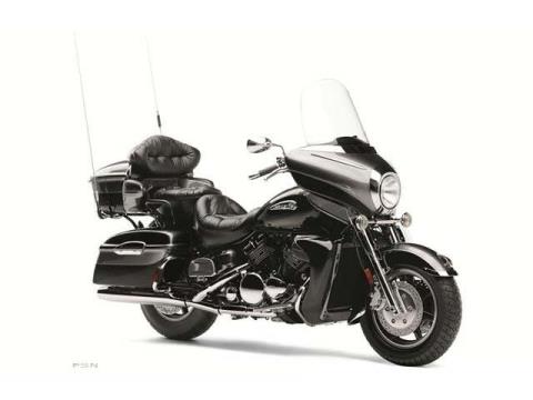 2013 Yamaha Royal Star Venture S in Foxboro, Massachusetts - Photo 3