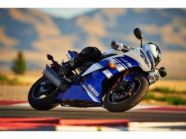 2014 Yamaha YZF-R6 in Houston, Texas - Photo 11