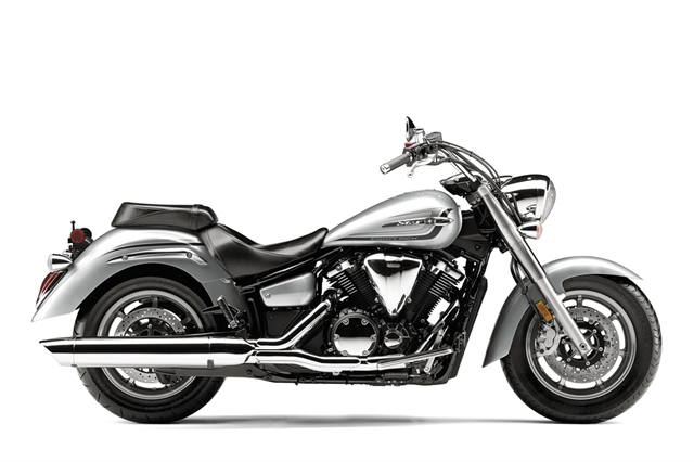 2015 Yamaha V Star 1300 in Enfield, Connecticut - Photo 10
