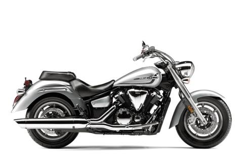 2015 Yamaha V Star 1300 in Enfield, Connecticut - Photo 10