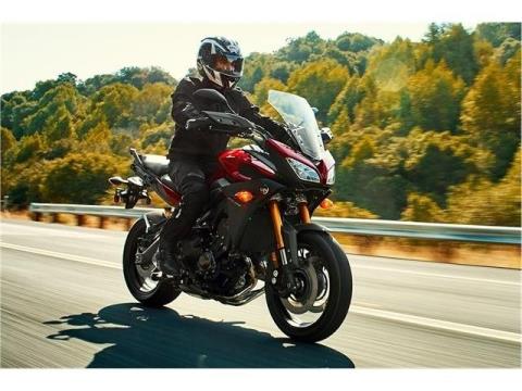 2015 Yamaha FJ-09 in Auburn, Massachusetts - Photo 8