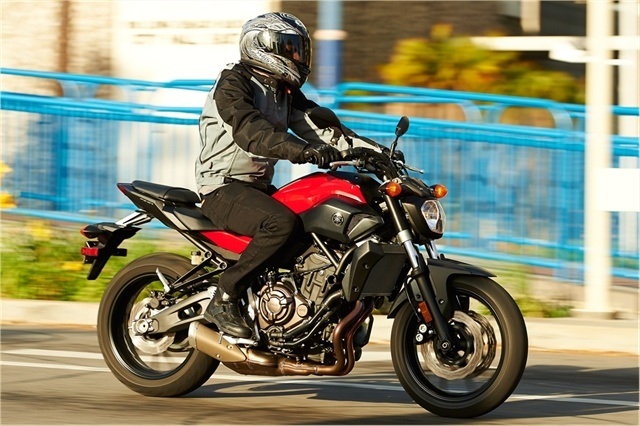 2015 Yamaha FZ-07 in Marietta, Ohio - Photo 17