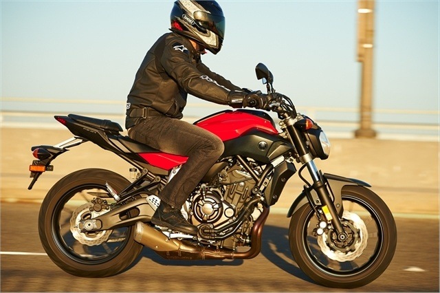2015 Yamaha FZ-07 in Marietta, Ohio - Photo 18