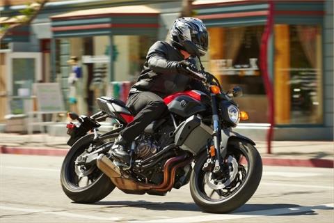 2015 Yamaha FZ-07 in Marietta, Ohio - Photo 16