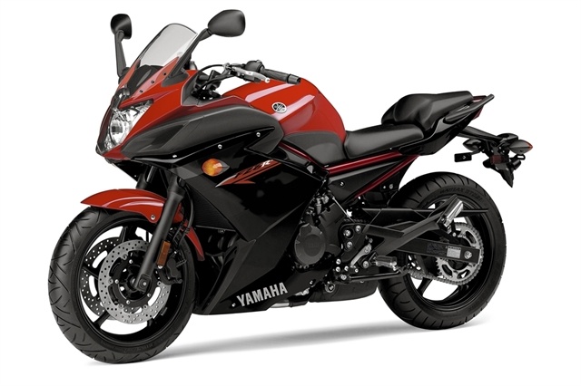 2015 Yamaha FZ6R in Auburn, Massachusetts - Photo 6