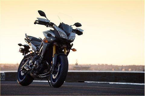 2016 Yamaha FJ-09 in Foxboro, Massachusetts - Photo 6
