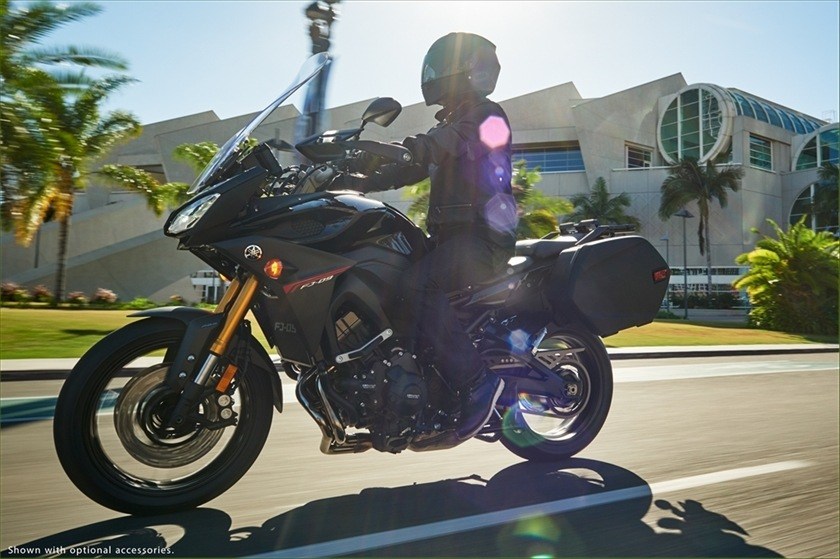 2016 Yamaha FJ-09 in Santa Maria, California - Photo 8