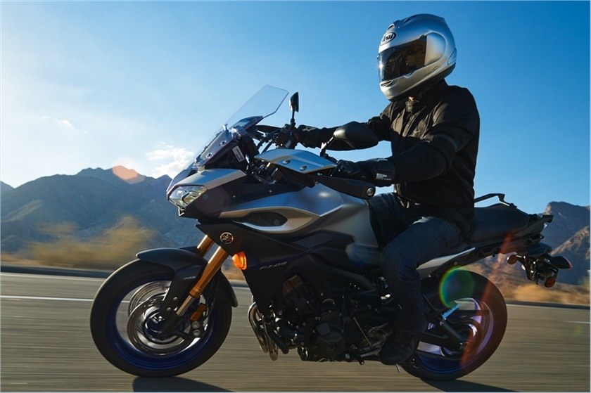 2016 Yamaha FJ-09 in Santa Maria, California - Photo 22