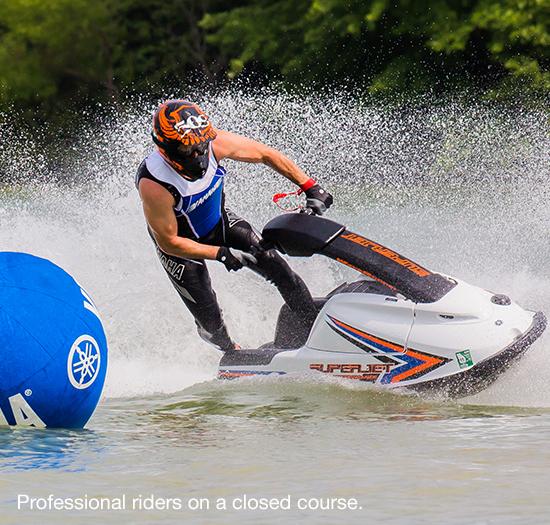 2016 Yamaha SuperJet in Port Washington, Wisconsin - Photo 4