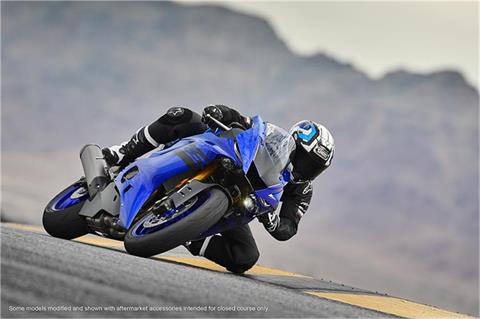 2018 Yamaha YZF-R6 in Manchester, New Hampshire - Photo 6