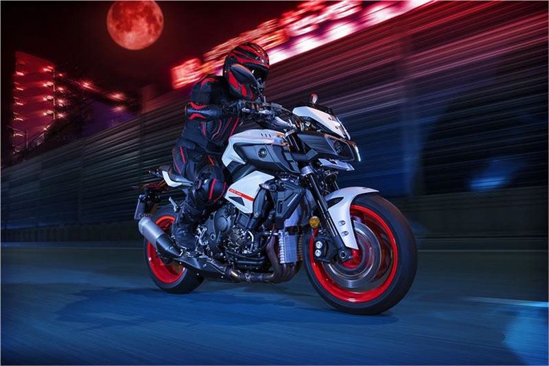 2019 Yamaha MT-10 12