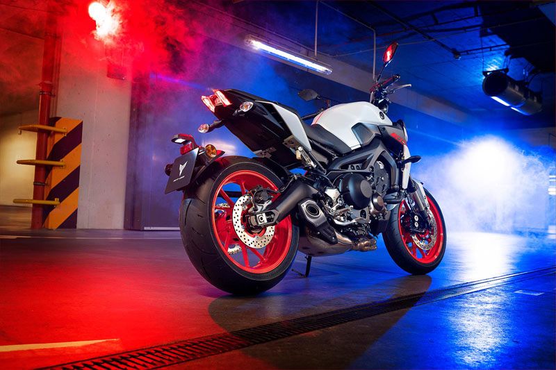 2020 Yamaha MT-09 5