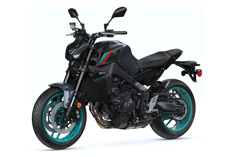 2022 Yamaha MT-09 4