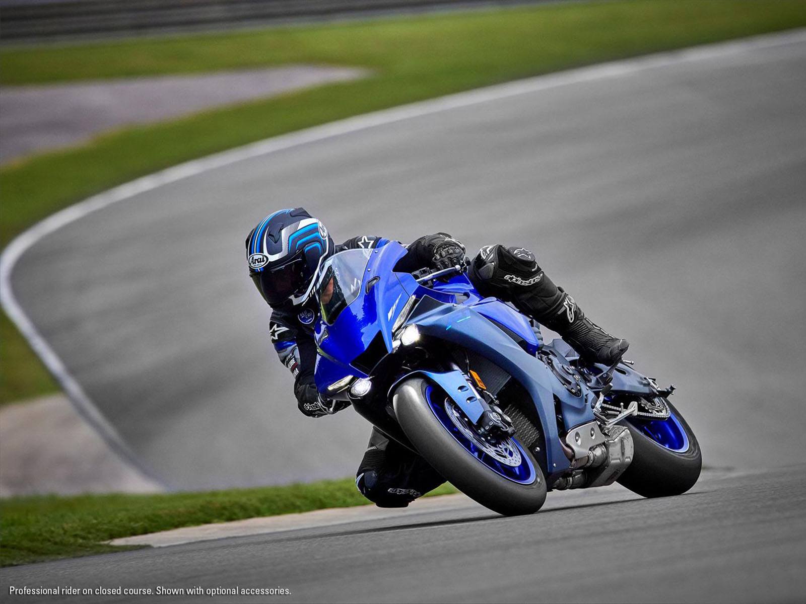 R1 superbike price new arrivals