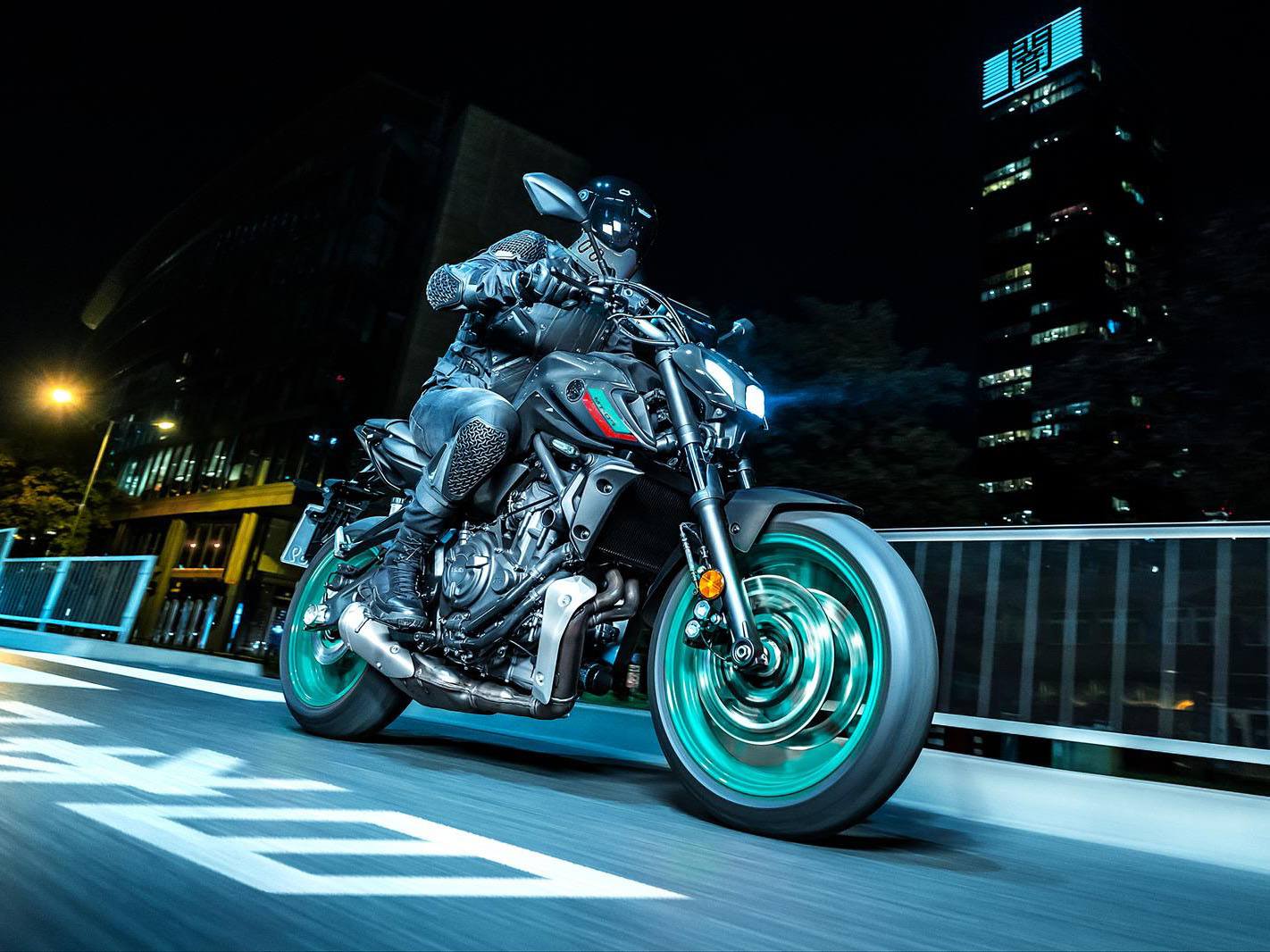 Mt 07 cost on sale