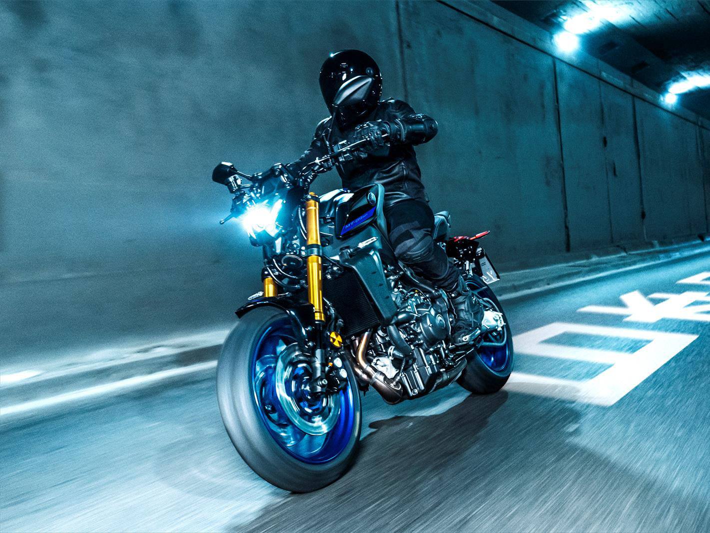 2023 Yamaha MT-09 SP in Santa Maria, California - Photo 11