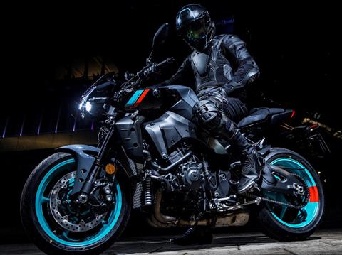 2023 Yamaha MT-10 in Elkhart, Indiana - Photo 7